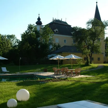 ホテル Schloss Muehldorf 4*