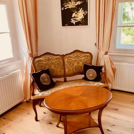 ホテル Schloss Muehldorf