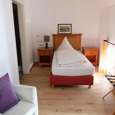 Schloss Muehldorf 4*