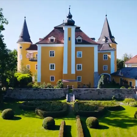 ホテル Schloss Muehldorf Feldkirchen an der Donau