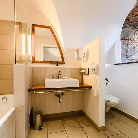 Отель Schloss Muehldorf 4*