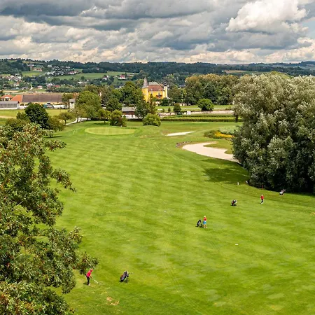 Schloss Muehldorf Hotell