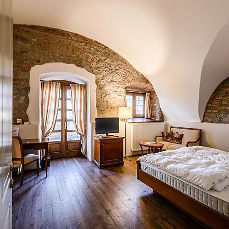 Отель Schloss Muehldorf