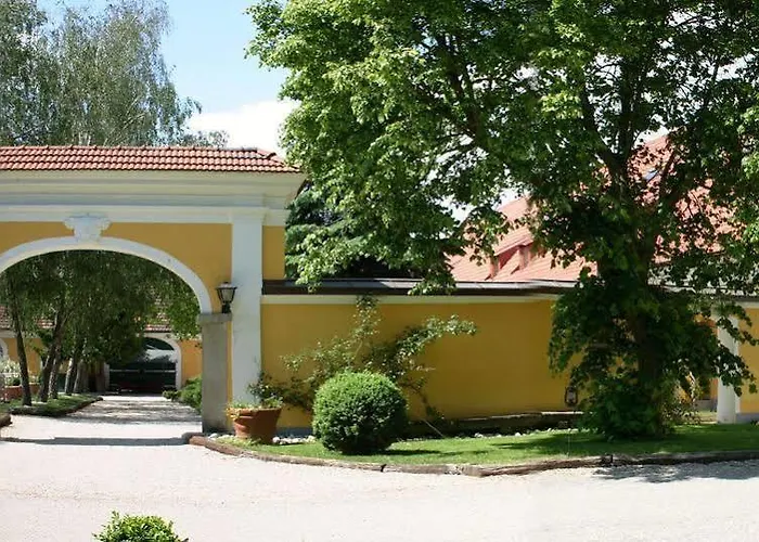 Schloss Muehldorf Hotel Feldkirchen an der Donau